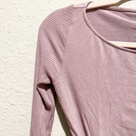 Alo Yoga Barre Long Sleeve Tie-Waist Crop Top Mauve Pink Dusted Plum Medium M - Picture 4 of 8